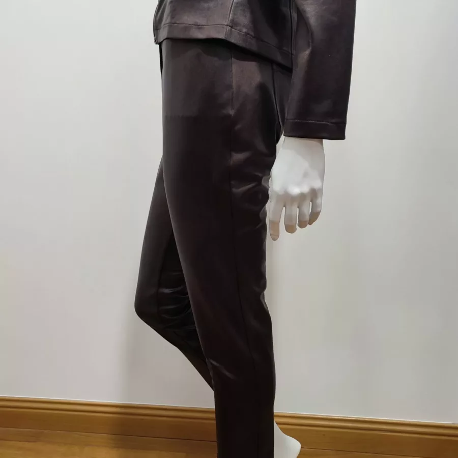 Pantalon effet cuir marron ou noir