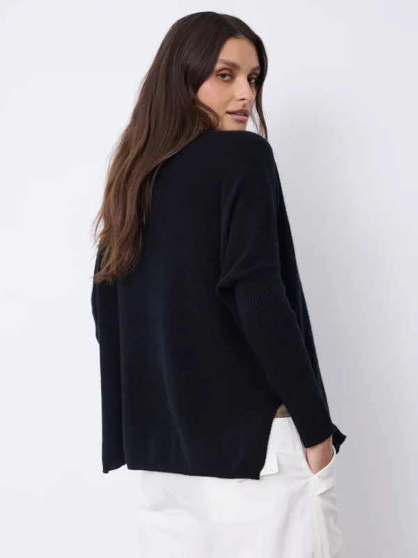 Pull Faustine Noir – Image 3