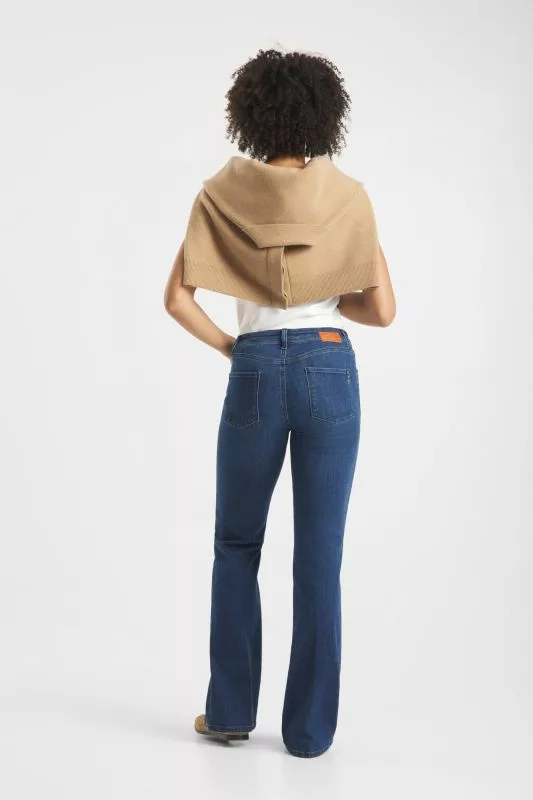 Jean&rsquo;s Flare