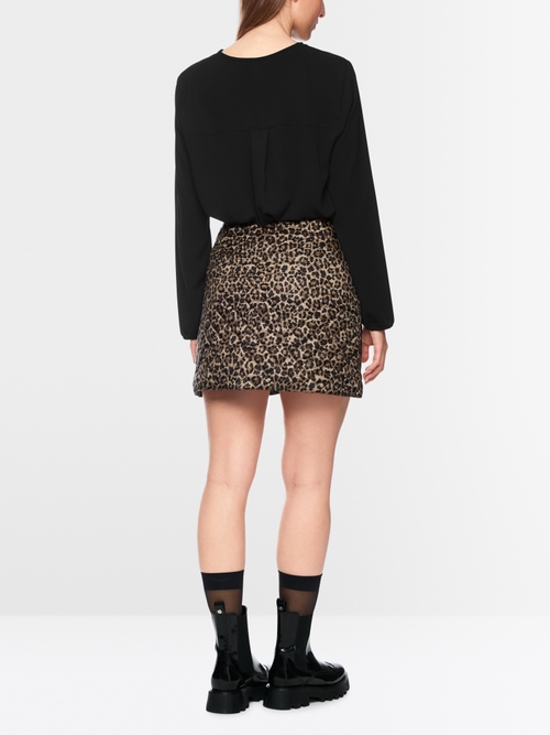 Blouse en satin noir – Image 4