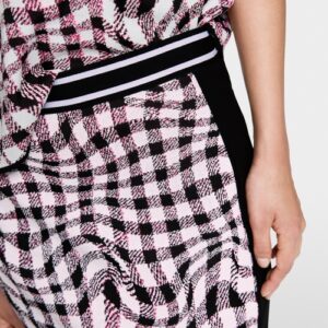 Jupe droite rose et noire