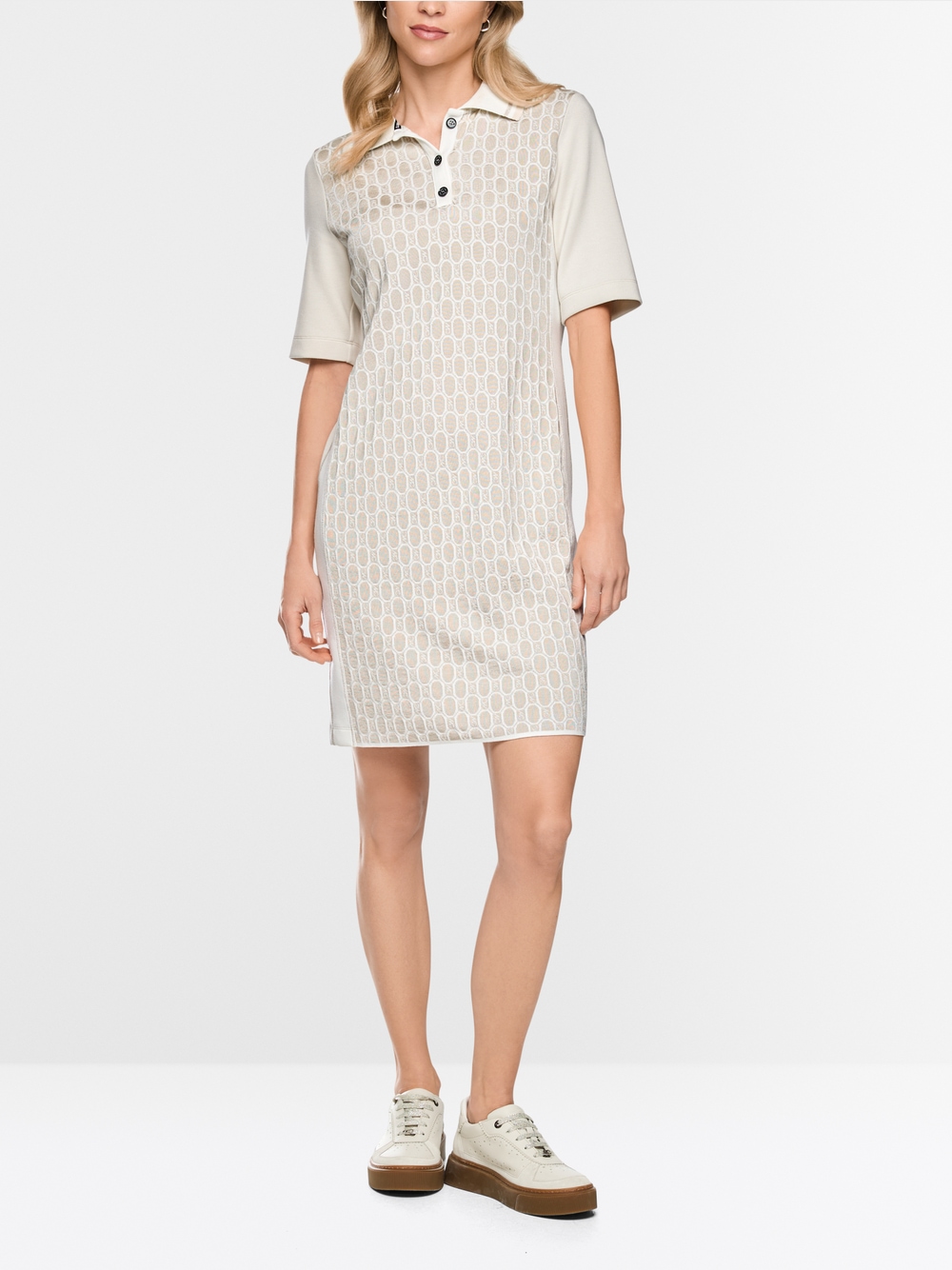 Robe imprimé logo doré – Image 3