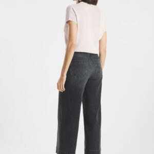 Jean&rsquo;s Miru soft denim