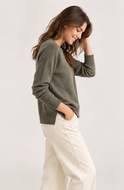 Pull en cachemire kaki – Image 2