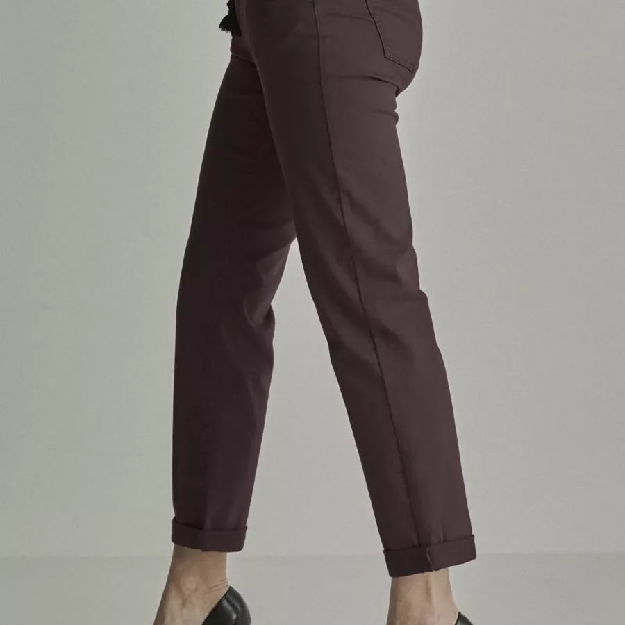 Jean’s Loose Bordeaux