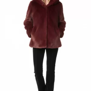 Manteau en fausse fourrure