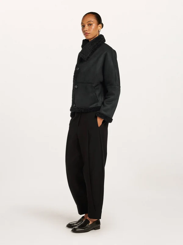 Veste courte noire réversible bouclette ou nubuck – Image 3